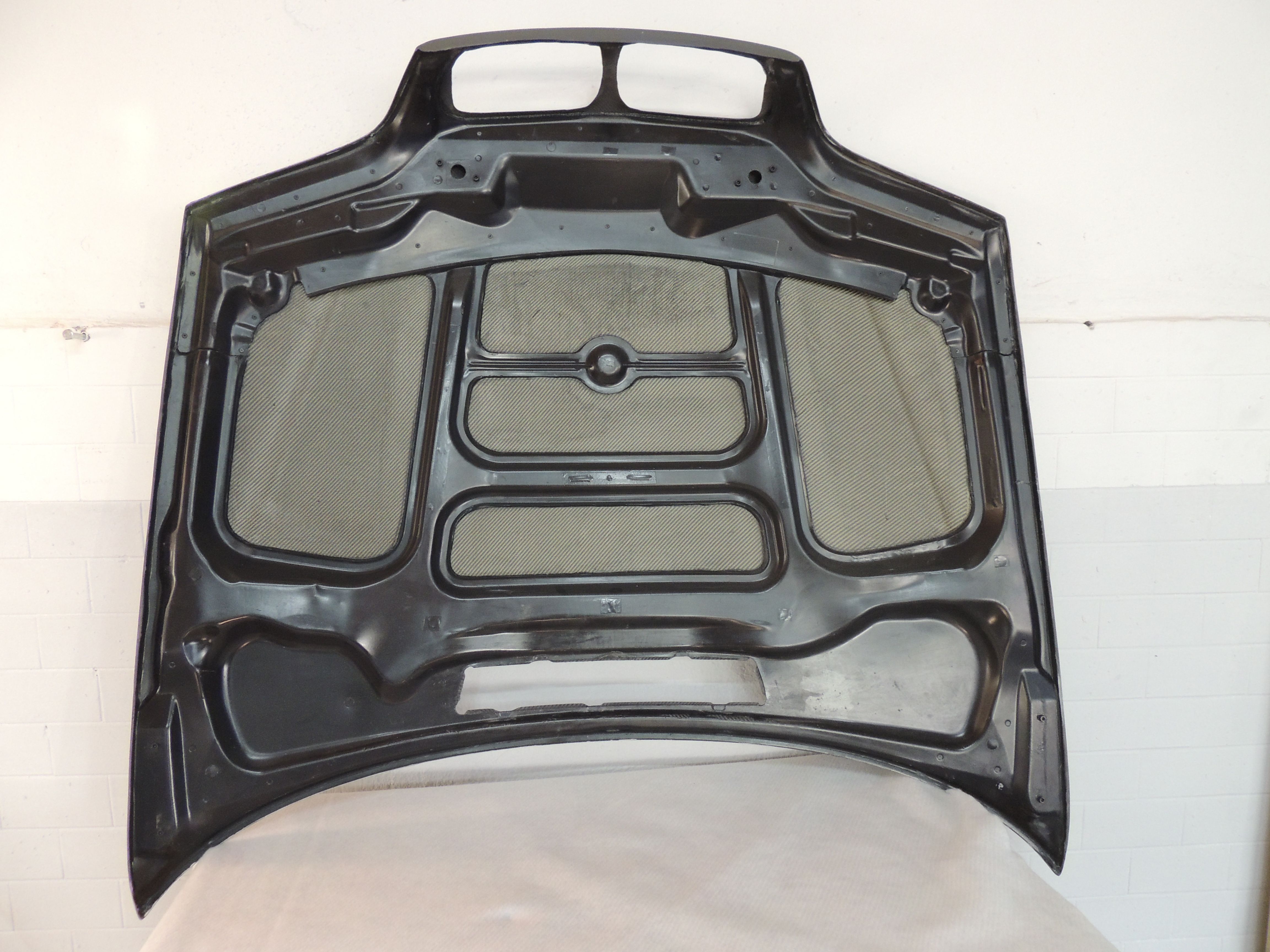 Carbon Motorhaube für BMW E46 M3 – Bild 3