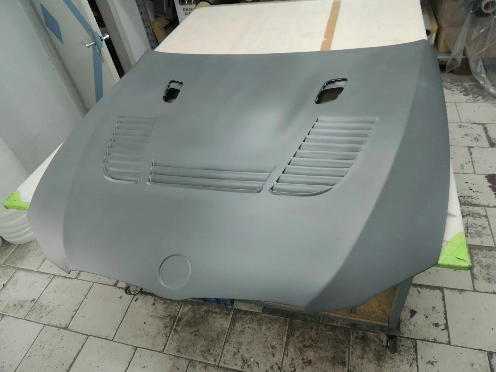 Carbon Motorhaube für BMW E92 M3 GTR / LCI – Bild 2