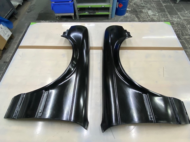 Carbon Kotflügel Set für BMW E30 Cabrio Serie